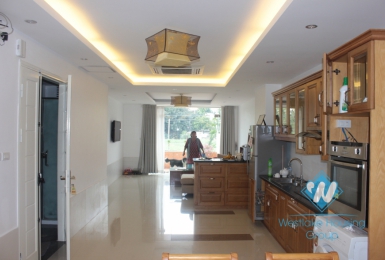 Beautiful apartment with nice garden for rent in Xuan Dieu Street, Tay Ho, Ha Noi 